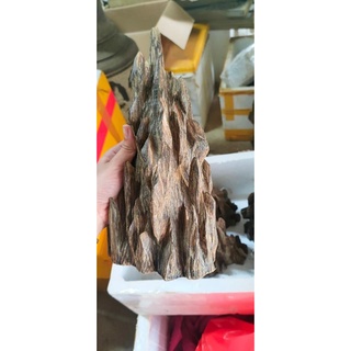 TRẦM CẢNH ĐỂ BÀN PHONG THUỶ