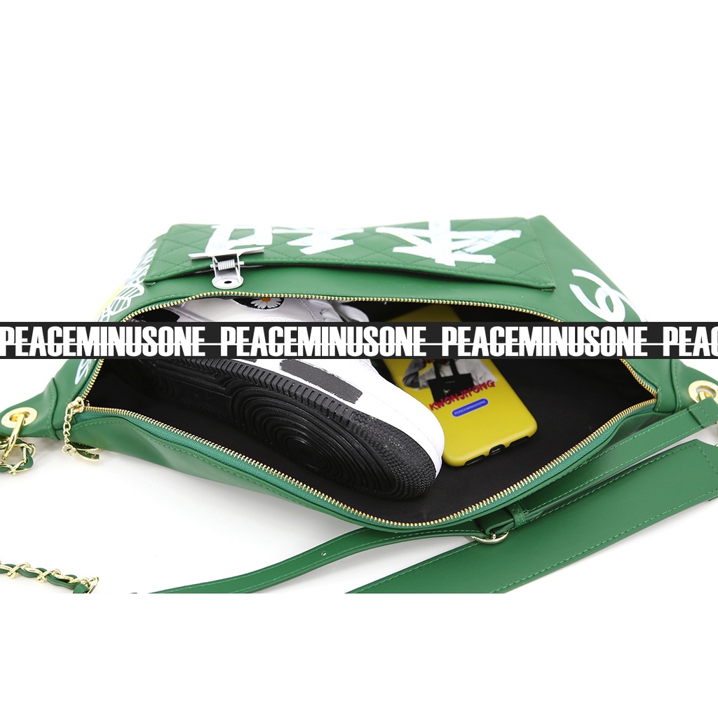 Túi đeo bao tử da trám PMO PEACEMINUSONE | BigBuy360 - bigbuy360.vn