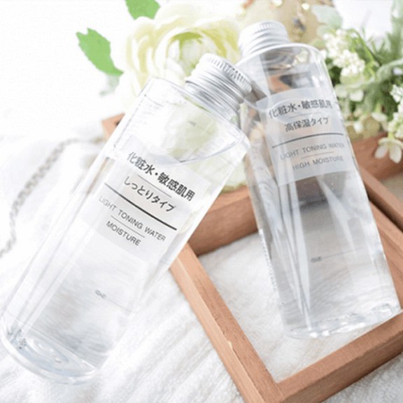 Nước Hoa Hồng Muji Light Toning Water Light Dành Cho Da Dầu