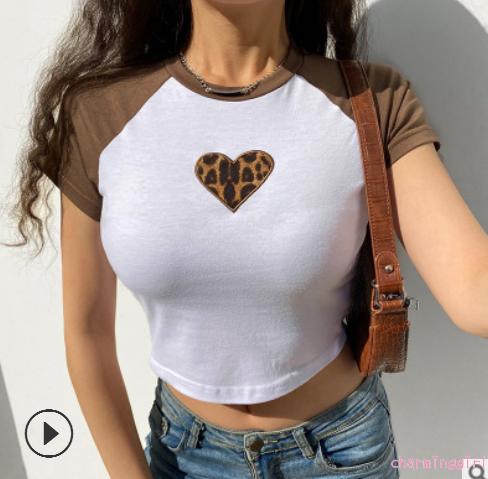 Áo Thun Nữ Ngắn Tay Họa Tiết Da Báo Thời Trang