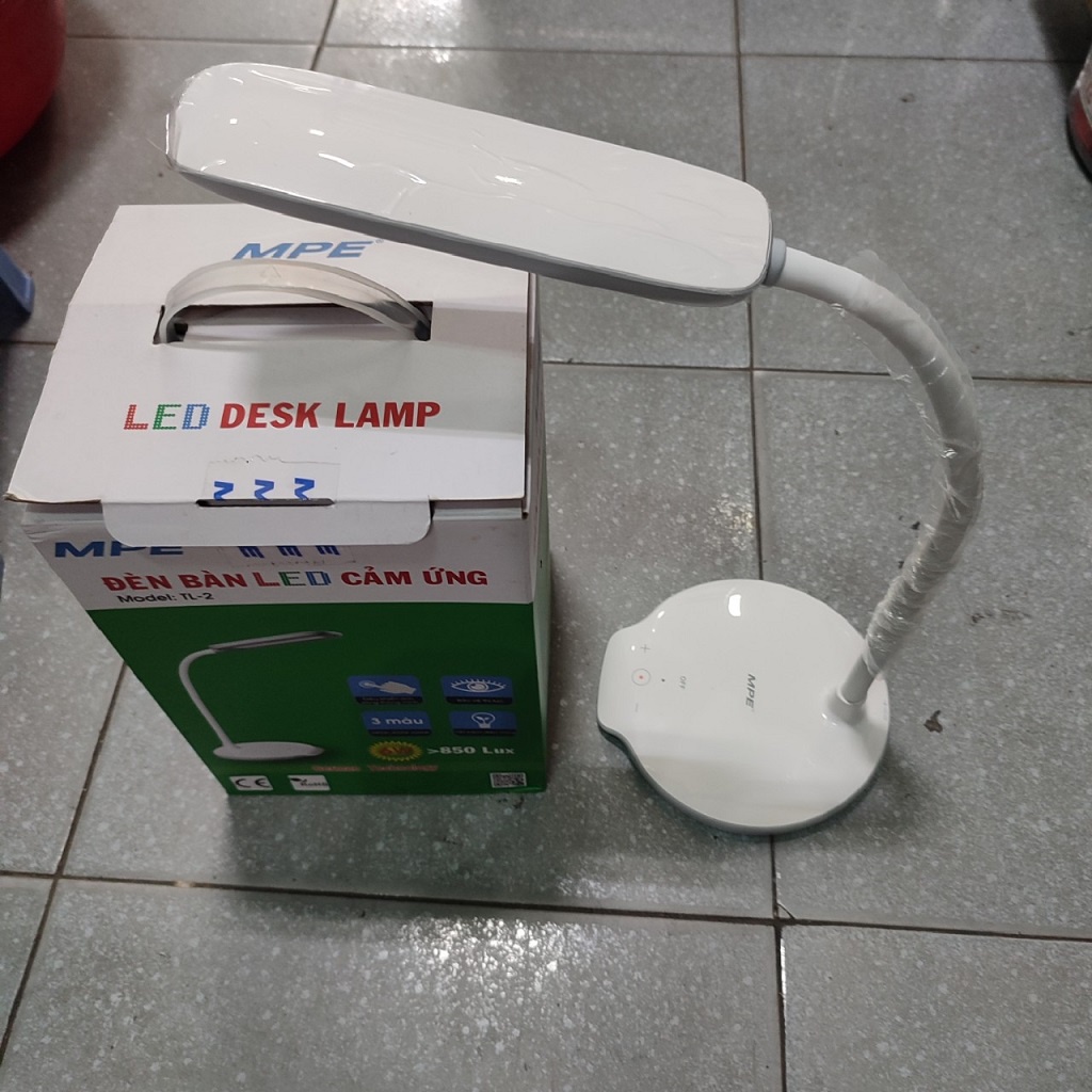 Đèn Led Cảm Ứng Để Bàn Học Chống Cận Học Sinh MPE