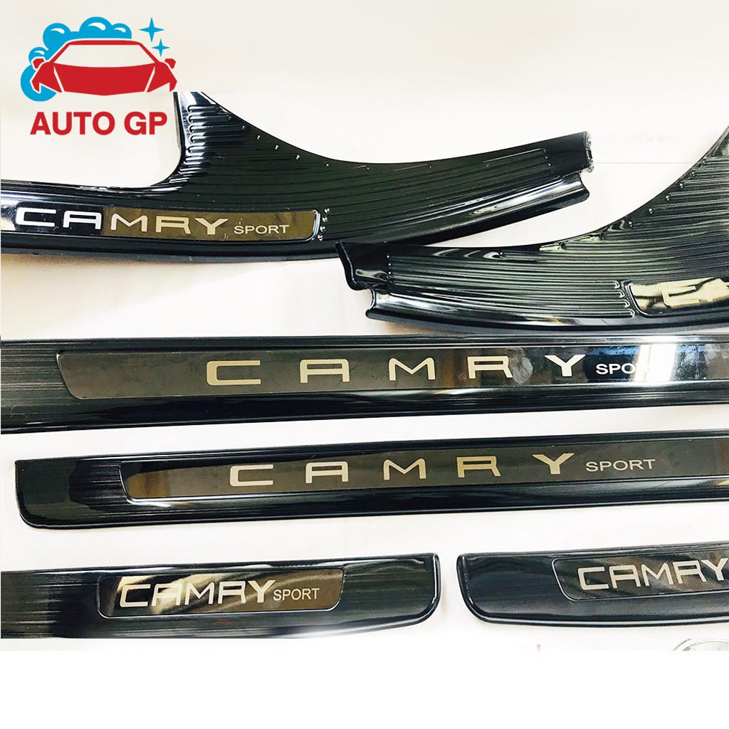 Ốp bậc chân cho xe TOYOTA CAMRY chất liệu TITAN, chống trơn trượt trầy xước bậc lên xuống xe – AUTO CNP