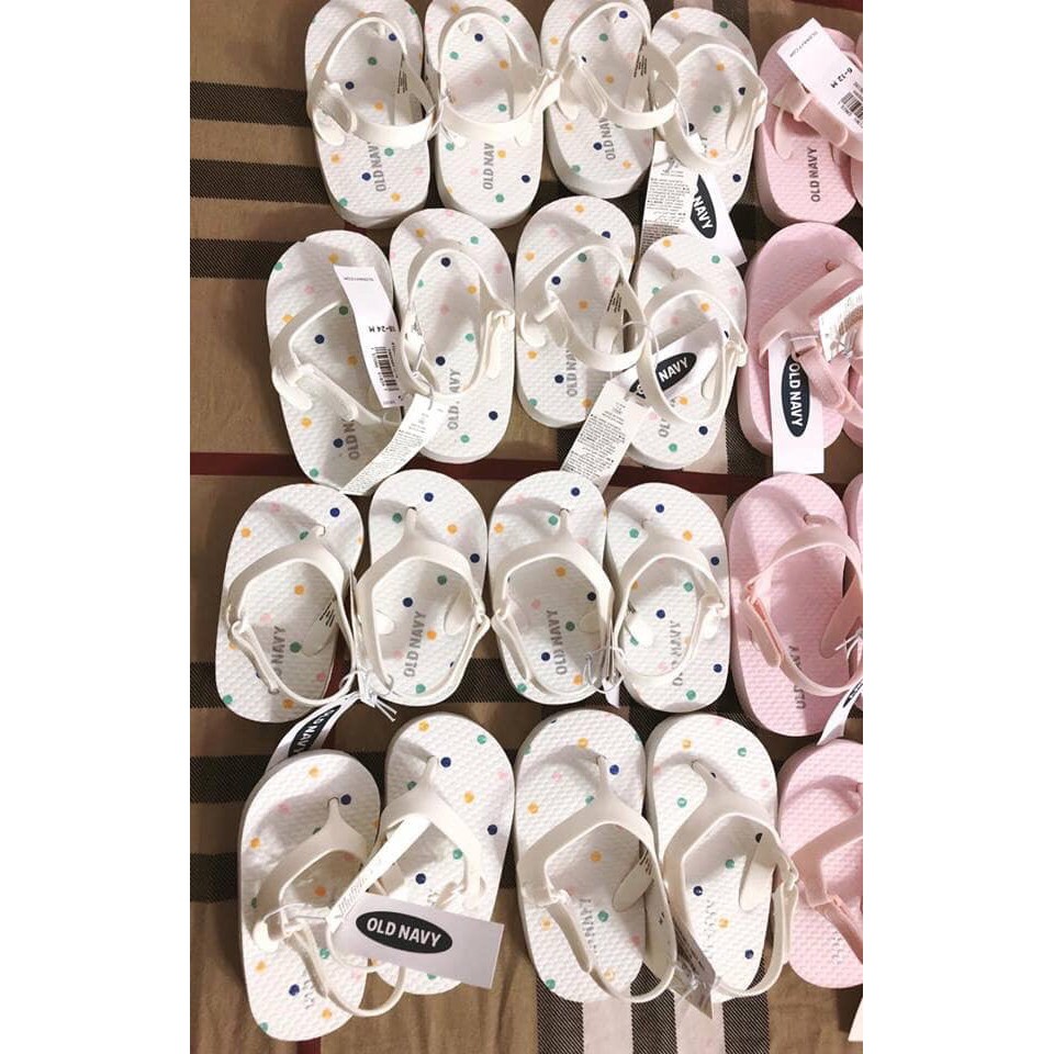 Giày xỏ ngón cho bé OldNavy