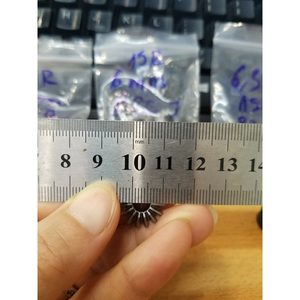 Bánh răng côn kim loại 15 răng lỗ 6.35mm 6mm 5mm truyền động 90 độ,giá bán 1 cái