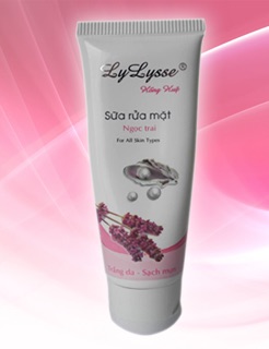 Sữa rửa mặt  sạch nhờn lylyse