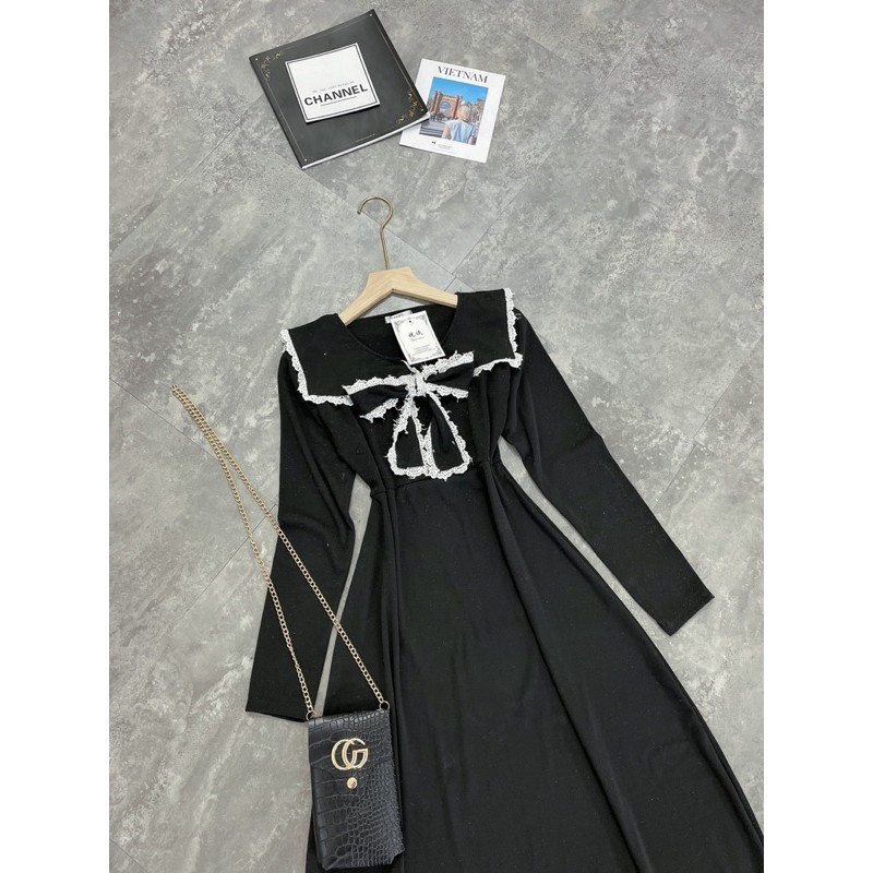 Váy Xuông Cổ Ren sang chảnh