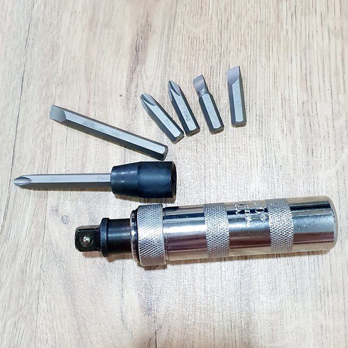 Bộ Vít Đóng 7 Chi Tiết Trọng Lượng 900g