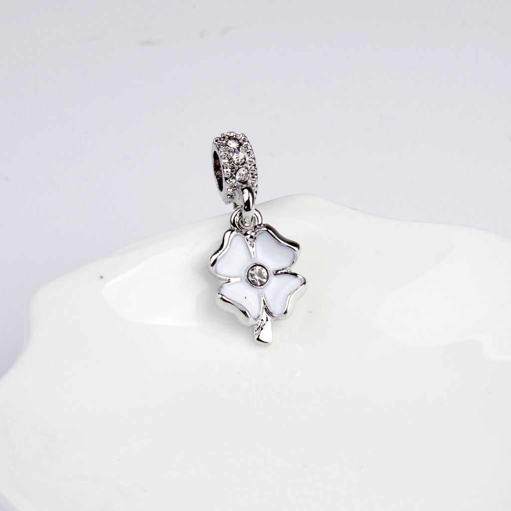 Charm treo cỏ 4 lá nhiều mẫu