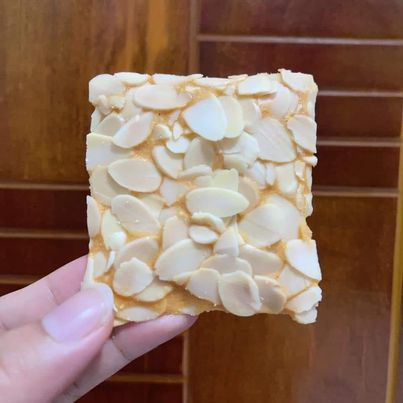 Bánh ngói hạnh nhân - giá sỉ 100g / 250g / 500g