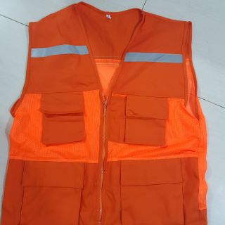 Áo gile kĩ sư túi hộp màu cam có phản quang