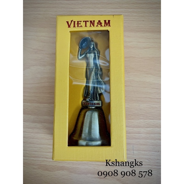 Chuông lưu niệm trưng bày lưu niệm làm quà tặng Việt Nam