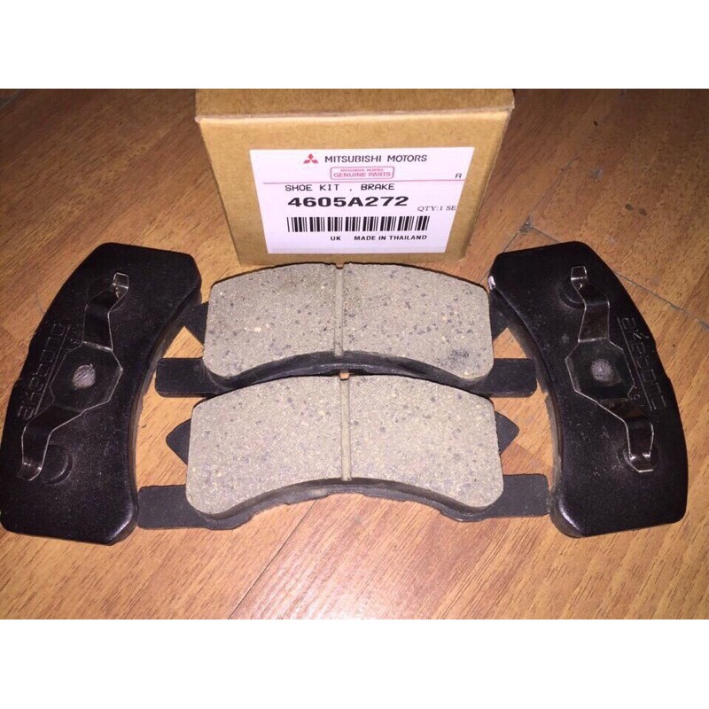 BỘ MÁ PHANH TRƯỚC MISSU PAJERO V31,V33,V43,V73