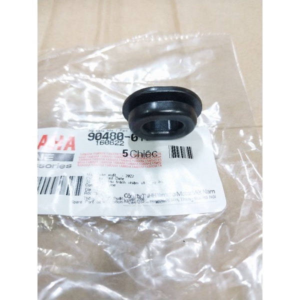 1 cái cao su dàn áo xe Yamaha KHÁCH HÀNG XEM KỸ SP TRƯỚC KHI CHỌN.