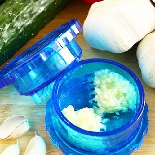 Dụng cụ nghiền tỏi tiện lợi