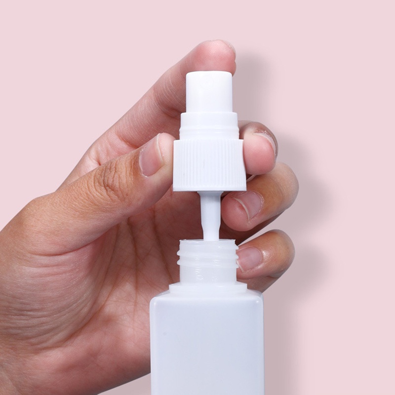 Chai Đựng Nước Hoa 50ml / 100ml Hình Vuông Dạng Xịt Tiện Dụng Khi Đi Du Lịch