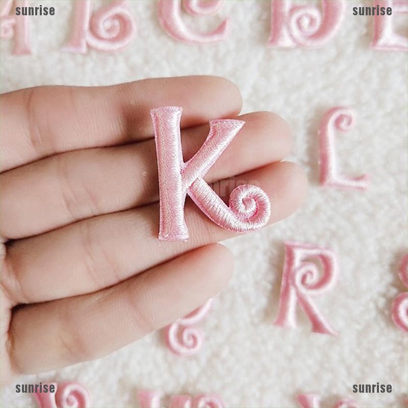 Miếng thêu dán quần áo thủ công hình 26 chữ cái sáng tạo | BigBuy360 - bigbuy360.vn