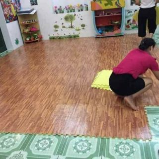 Set 4 thảm xốp ghép tấm vân gỗ âu lạc