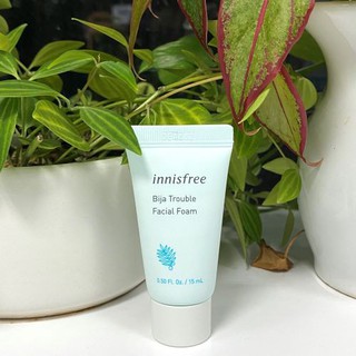 Sữa rửa mặt dành cho da mụn innisfree Bija Trouble Facial Foam 15ml