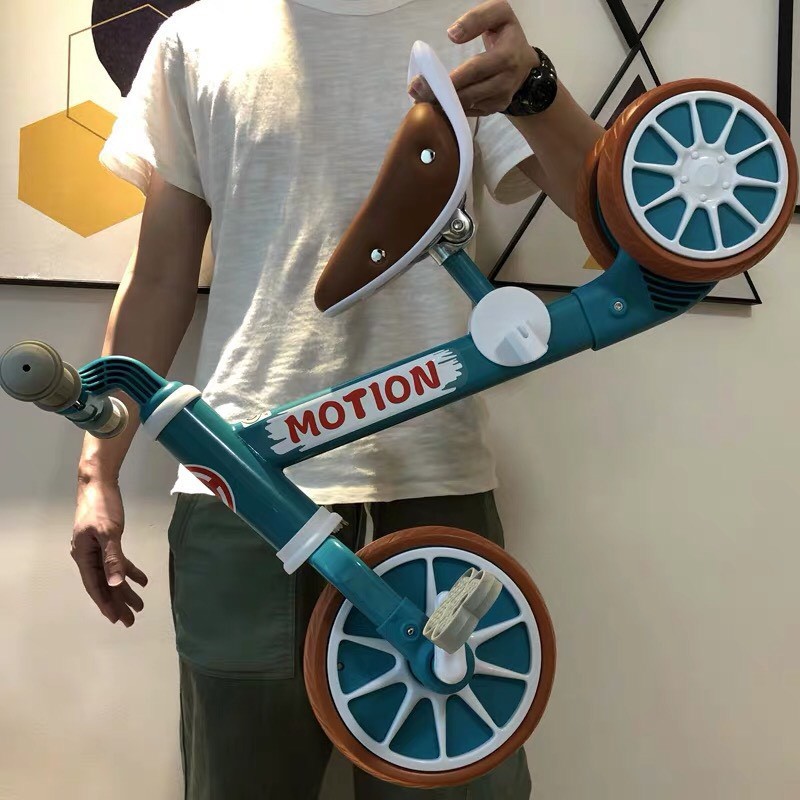 Xe Chòi Chân Kiêm Xe Đạp 3 Bánh Motion