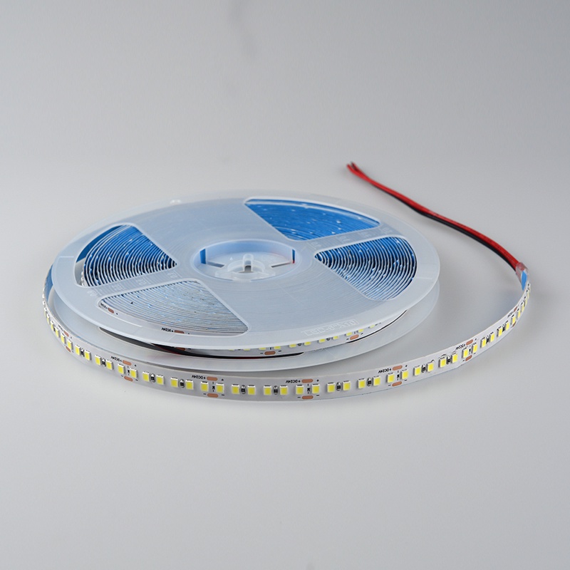 Cuộn led dây smd 2835 120 led m , led dán12v 5m  6500k - 3000k siêu sáng giá rẻ loại tốt trang trí tủ bếp, kệ trưng bày