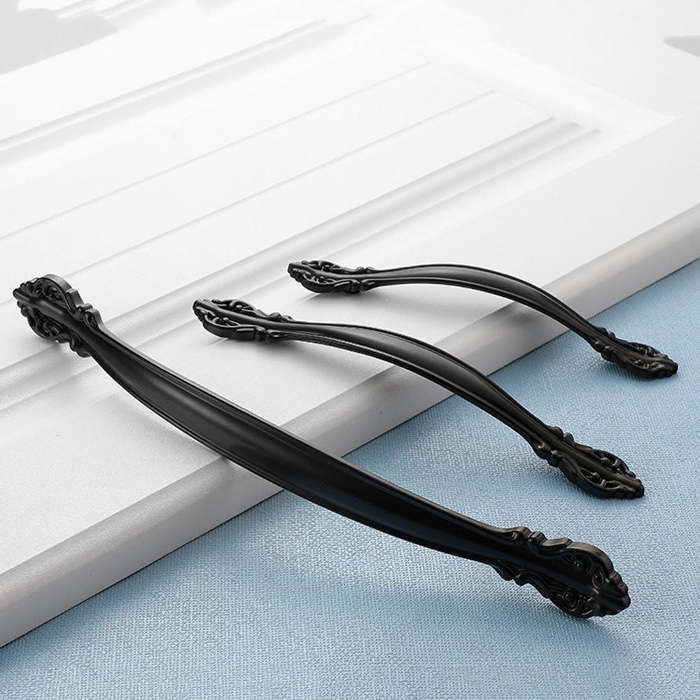 Tay Nắm Cửa Tủ Chén Nhà Bếp Sang Trọng