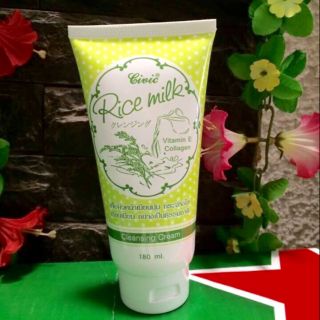 Sữa Rửa Mặt Gạo Rice Milk Thái Lan 180g