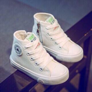 Giày Converse khoá kéo cho bé