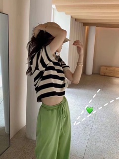 Áo len mongtoghi cổ đức khuy lưng