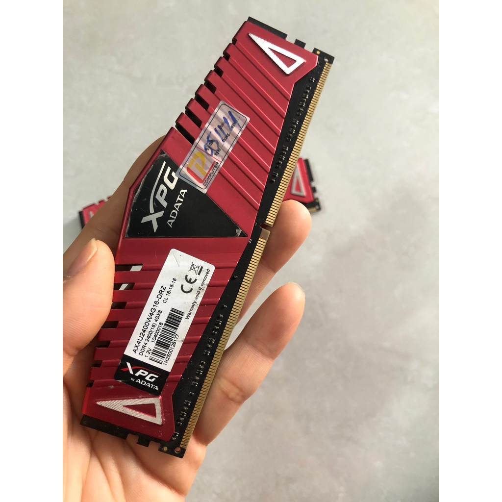 Ram 4G DDR4 2400 ADATA chính hãng,có tản nhiệt xịn xò. Hàng 2nd.