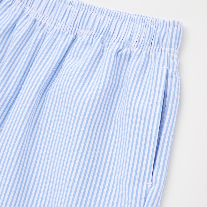 Quần lửng bé gái kẻ sọc dọc xinh xắn của UNIQLO
