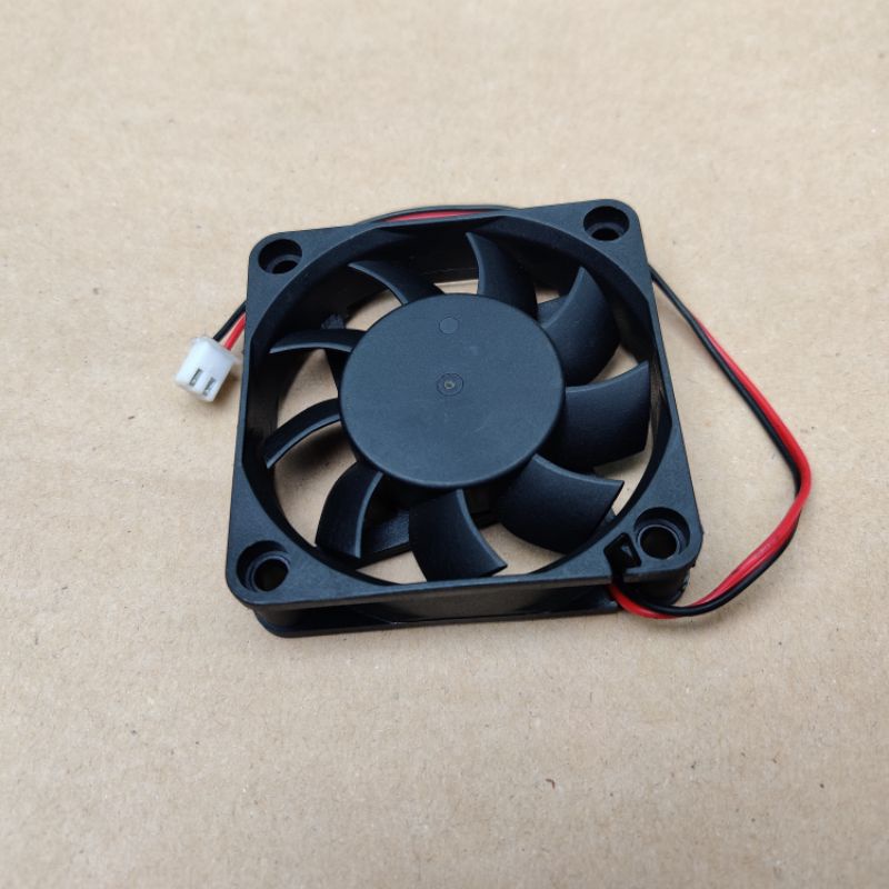 Quạt tả nhiệt không chổi than 6x6cm điện áp DC 5V đến 12v 0.1a