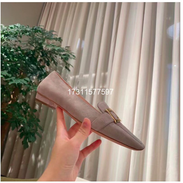 Giày da lộn mũi vuông khóa kim loại đế thấp cao cấp sang chảnh phong cách châu âu trẻ trung. Hàng quảng châu GCC1022 | BigBuy360 - bigbuy360.vn