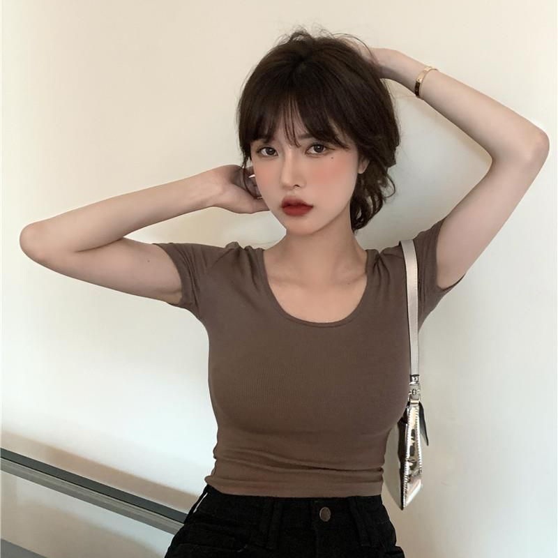 Áo thun croptop IELGY tay ngắn ôm dáng vừa vặn màu trơn thời trang đơn giản dành cho nữ