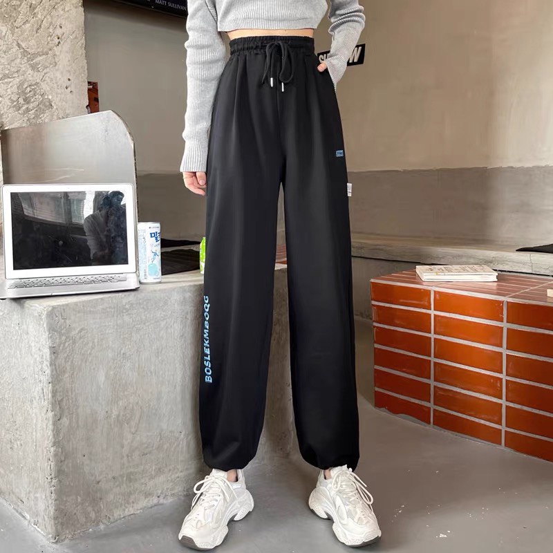 Quần jogger thêu chốt umi RUBY HOUSE86 chất umi dầy đẹp, mịn, mát , có 2 size M và L , không xù, hàng đẹp