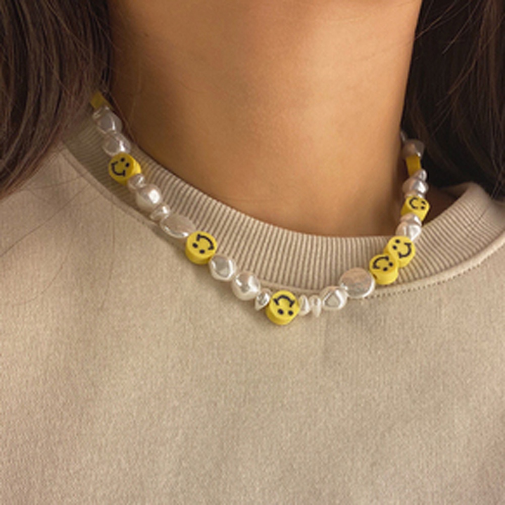 Dây Chuyền Choker Đính Ngọc Trai Nhân Tạo Phối Mặt Hình Mặt Cười Dễ Thương Cho Nữ