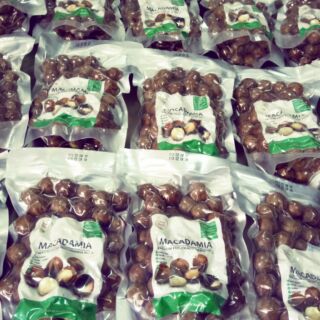 Macca nứt tự nhiên Úc