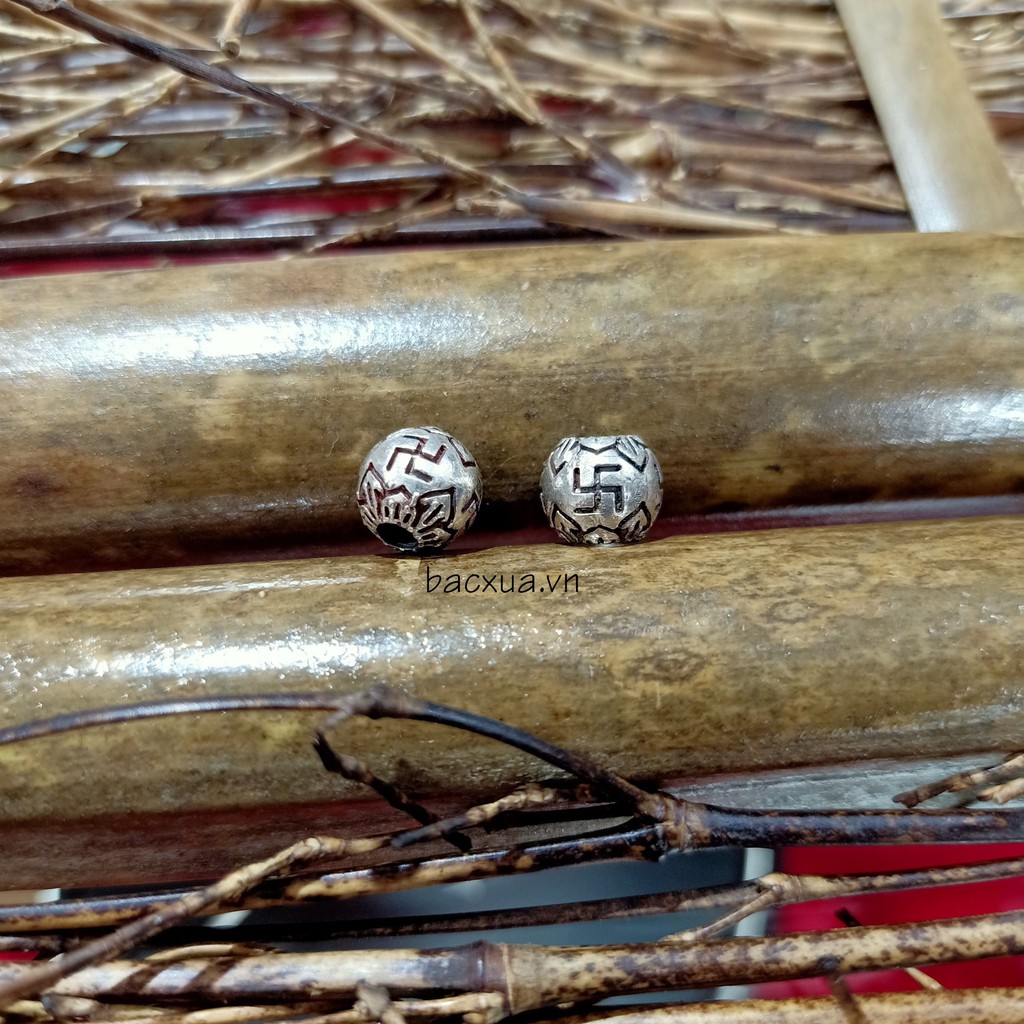 CHARM CHỮ VẠN HOA SEN BẠC NGUYÊN CHẤT 990