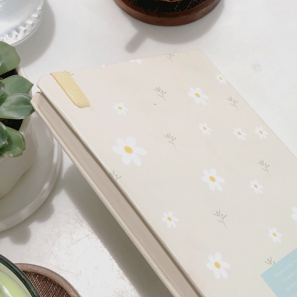 Sổ A5 bìa cứng bìa hoa vàng 100gsm ruột trắng-chấm-caro