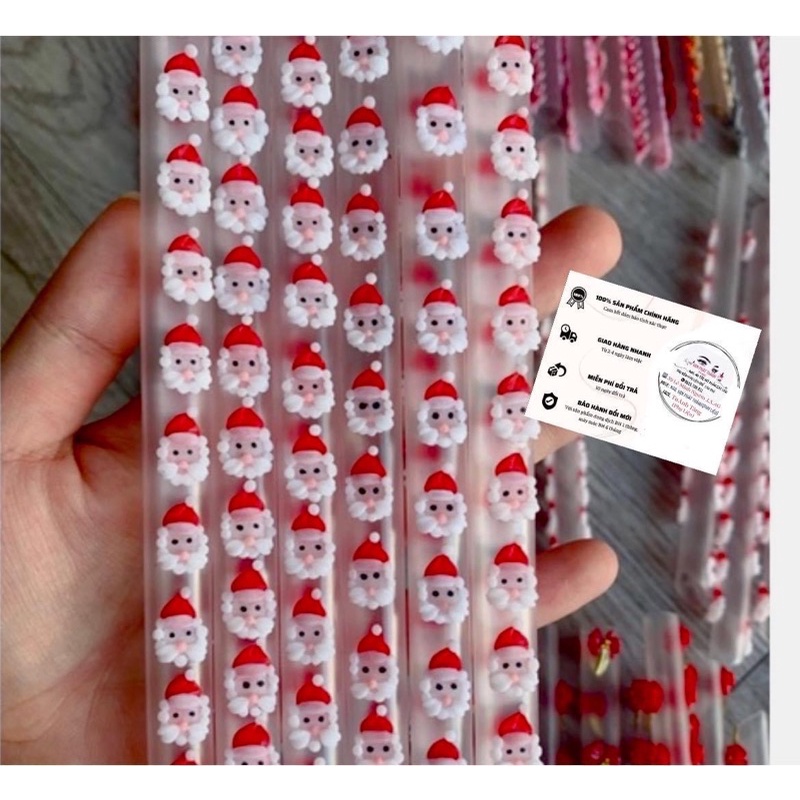 CHAMR NOEL
