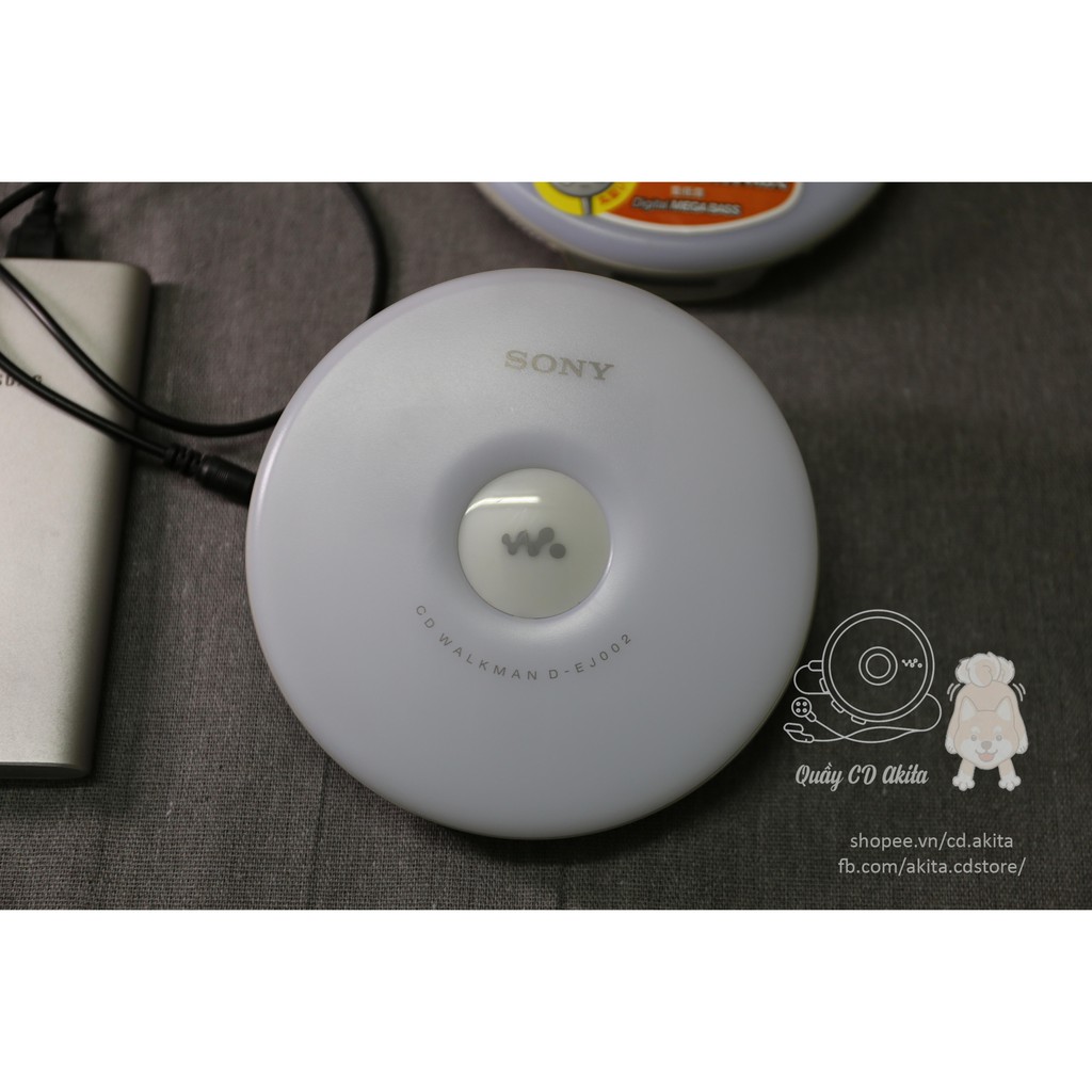 Máy nghe đĩa CD Sony Walkman D-EJ002 màu trắng