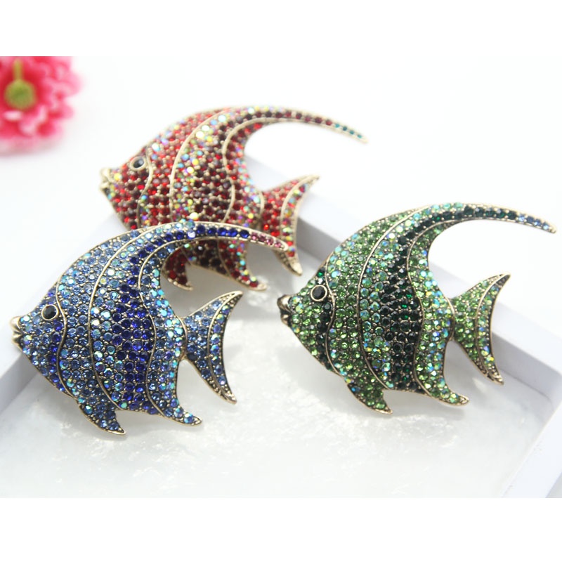 Ghim Cài Áo Hình Cá Đính Đá Cao Cấp Cho Nam Nữ