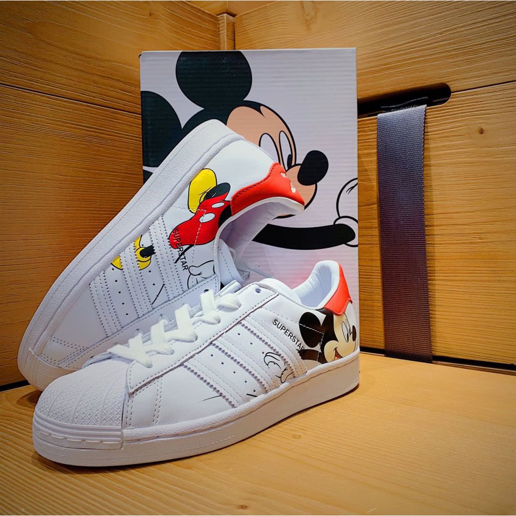 DISNEY Giày Thể Thao adidas superstar size 36-40 fw2901 Họa Tiết Chuột mickey Dễ Thương