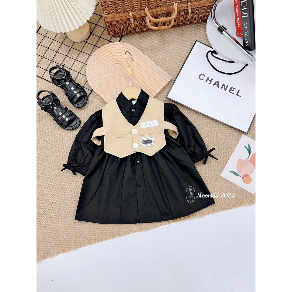 Váy bé gái Babydoll dài tay buộc nơ kèm áo gile 2 mầu Đen và Trắng XHN1052