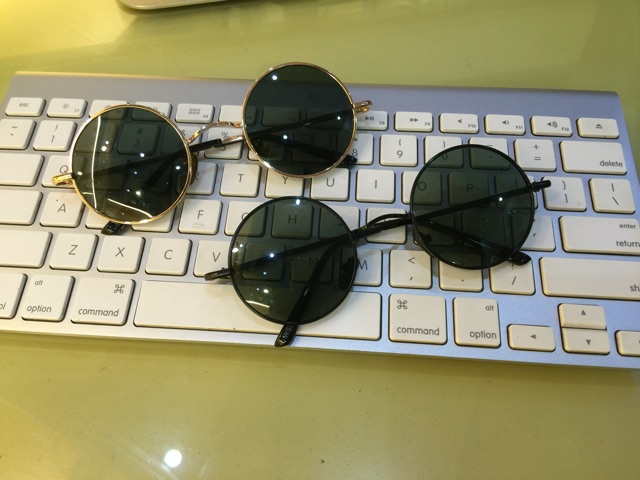 Kính râm Mắt tròn John Lemon bé Mini