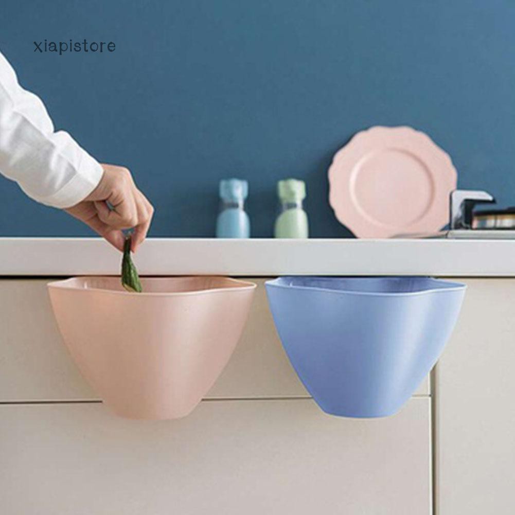 Gỏi nhựa đựng rác có móc treo tiện dụng