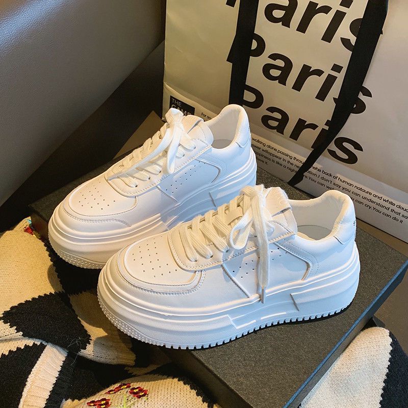 Giày thể thao nữ độn 4 cm full trắng Bum TTH319