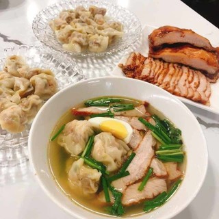 Sủi cảo nhân thịt (gói 1kg)