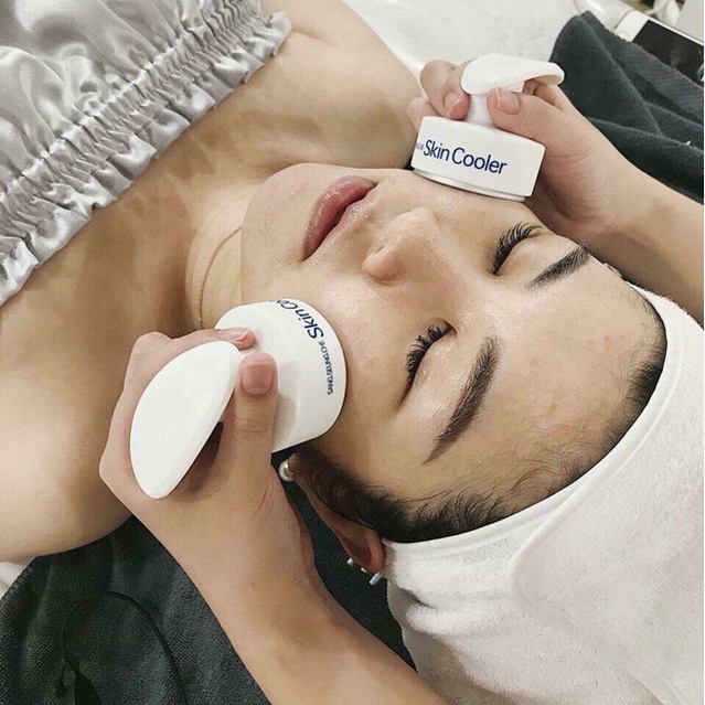 Thanh massage lạnh Skin Cooler