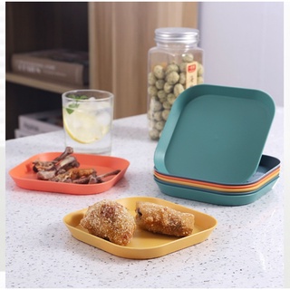 Dĩa Nhựa Vuông Đủ Màu Loại Dày 15x15cm Kèm Khay Đựng Dùng Chia Phần Thức Ăn Hoặc Đựng Xương Trên Bàn Ăn