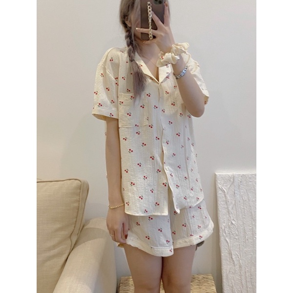 Bộ ngủ pyjama cổ vét chất đũi xốp in hình cute